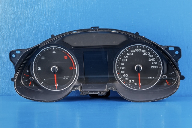 Instrumentpanel til Audi A4, 2007-2014 (Type IV) (B8) (B8) (VAG|8K0 920 932)