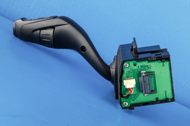 Bryter visker til Ford Focus 2011-2014 (Type III, Fase 1) (FORD|AV6T-17A553-AC|)