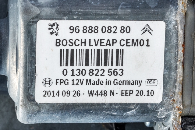 Ruteheis venstre foran til Peugeot 508 2014-2018 (Type I, Fase 2)  (BOSCH|0 130 822 563|96 888082 80|)