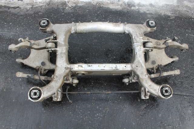 Travers bak til BMW 5-Serie 2010-2017 (F10/F11) (F10/F11) 