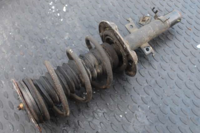 Fjærbein høyre foran til Nissan Qashqai, 2014-2021 (Type II)  