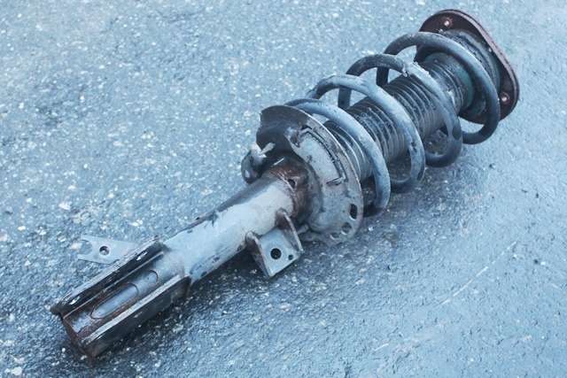 Fjærbein venstre foran til Ford Edge, 2016-2019  (FORD|G2GC-18K001-BXB)