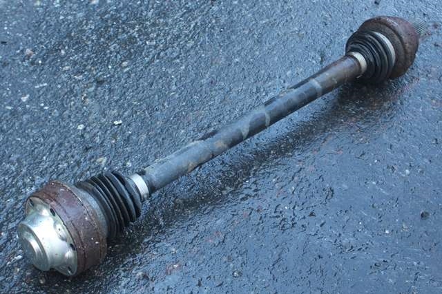 Drivaksel venstre bak, diesel/manuell til VW Golf VII 2012-2017 (Fase 1)  (VAG|5Q0 501 203 A|)