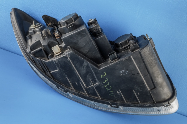 Frontlykt venstre halogen til Hyundai Santa Fe 2006-2009 (Type II, Fase 1)  