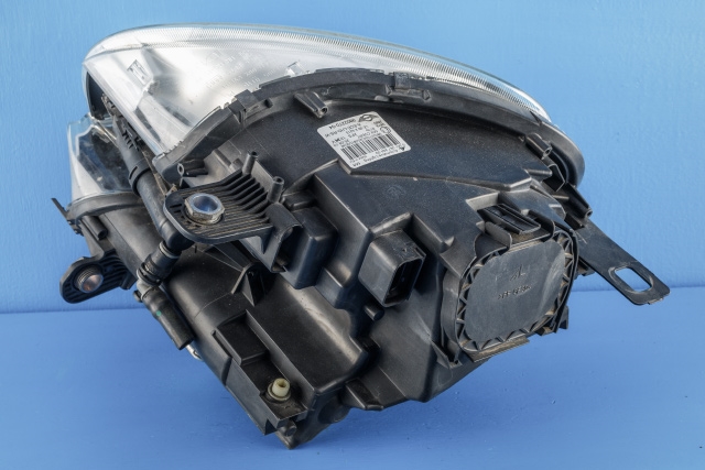 Frontlykt høyre xenon til Mini Countryman 2010-2016 (R60) (R60) (BMW/MINI|9 802 270|)