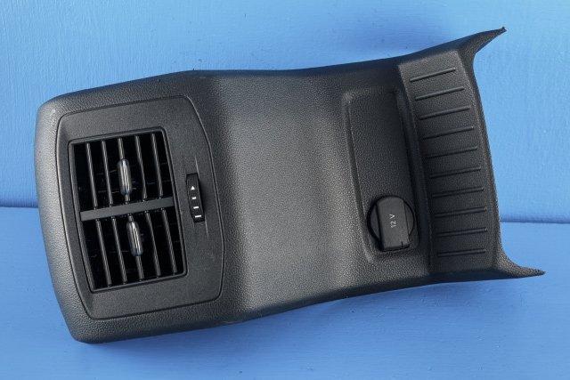 Dashbord friskluftdyse til VW T-Roc 2017-->> (VAG|2GA 819 203|)