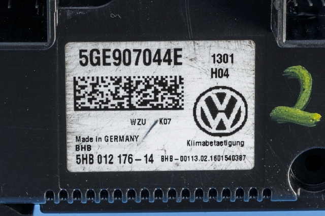 Varmeapparat betjening til VW Passat 2015-2019 (Fase 1) (B8) (B8) (VAG|5GE 907 044 E|)