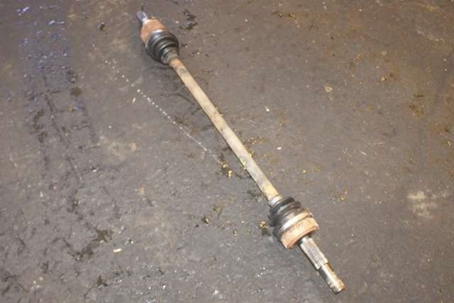 Drivaksel venstre bak, diesel/manuell til Nissan Qashqai, 2014-2021 (Type II)
