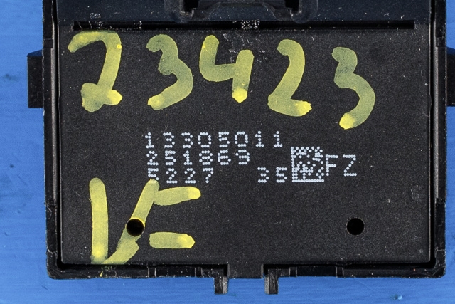 Bryter ruteheis førerdørspanel til Opel Meriva B 2010-2017 (GM|13 305 011|)