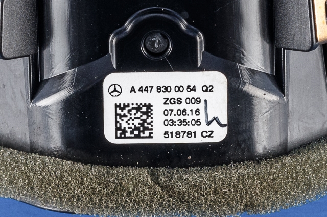 Dashbord friskluftdyse høyre til Mercedes Vito 2014-->> (W447) (W447) (MERCEDES|A 447 830 00 54|)