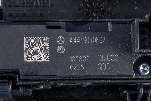 Bryter lys til Mercedes Vito 2014-->> (W447) (W447) (MERCEDES|A 246 905 02 50|)
