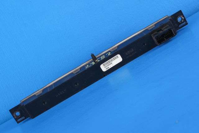 Bryter nødblink til Land Rover Discovery 2005-2009 (Type III) (LAND ROVER|YUL500400WUX|)