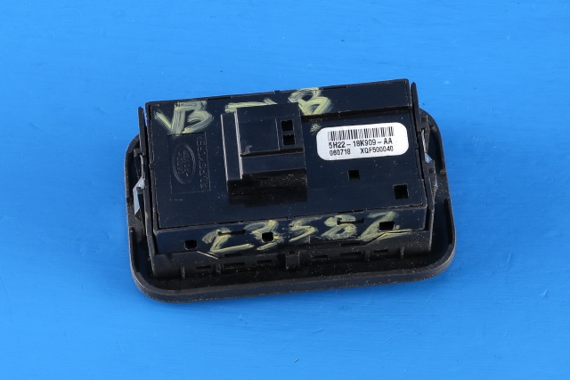 Bilstereo betjeningspanel til Land Rover Discovery 2005-2009 (Type III)  (FORD|5H22-18K909-AA|XQF500040|)