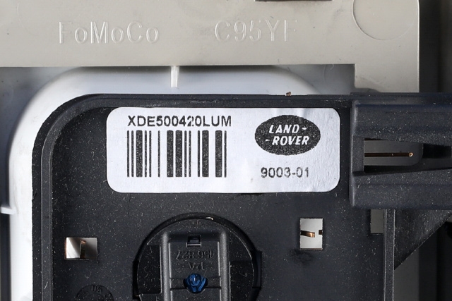 Taklyspanel til Land Rover Discovery 2005-2009 (Type III)  (LAND ROVER|XDE500420LUM|)