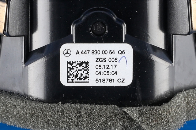 Dashbord friskluftdyse venstre til Mercedes Vito 2014-->> (W447) (W447) (MERCEDES|A 447 830 00 54|)