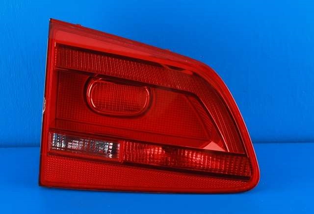 Baklykt venstre indre til VW Touran, 2010-2015 (Type I, Fase 3) (VAG|1T0 945 093)