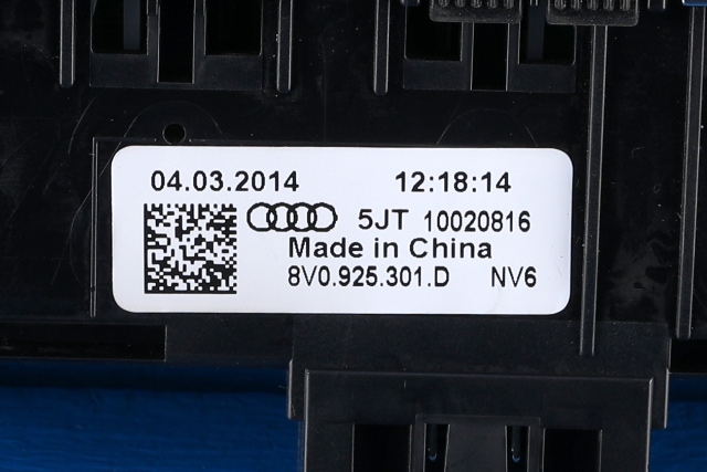 Bryter nødblink til Audi A3 2012-2016 (Type III, Fase 1) (VAG|8V0 925 301 D|)