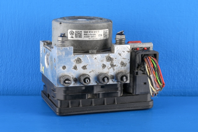 ABS sentral til Audi A3, 2012-2016 (Type III, Fase 1)  (VAG|5Q0 614 517 T)