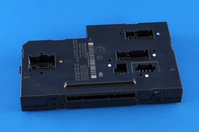 Styreenhet (SAM - Signal Acquisition Module) til Mercedes E-Klasse, 2009-2013 (Fase 1) (W212) (W212) (HELLA|5DK 009 620-37)