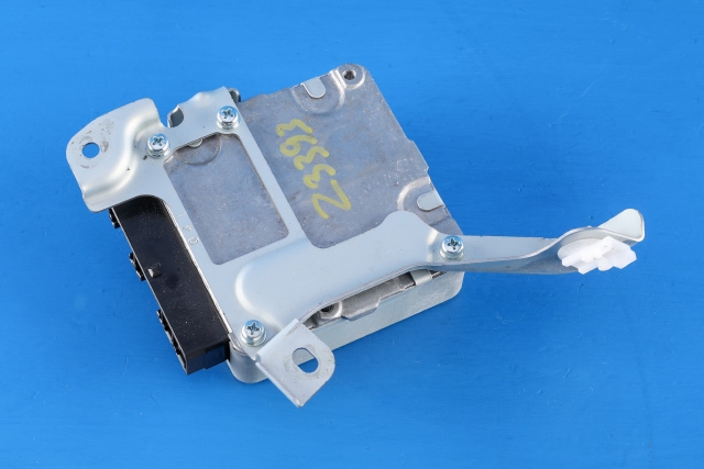 Styreenhet servo til Toyota Yaris 2014-2020 (Type III, Fase 2)  (TOYOTA|89650-0D332|)