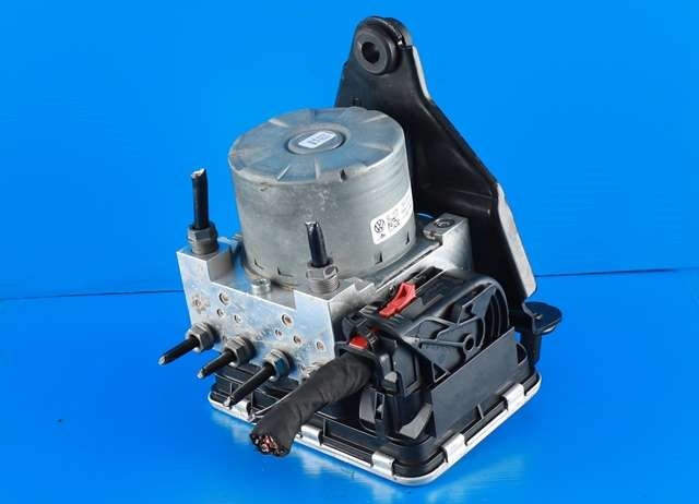 ABS sentral til VW Caddy, 2015-2020 (Type III, Fase 3)  (VAG|7E0 614 517 L)