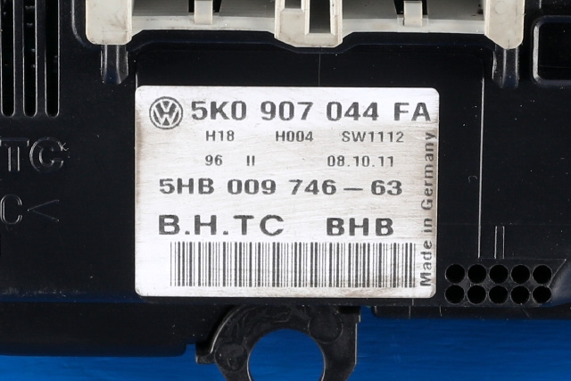 Varmeapparat betjening til VW Touran 2010-2015 (Type I, Fase 3) (HELLA|5HB 009 746-63|5K0 907 044 FA|)
