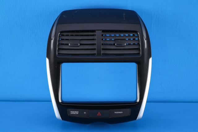 Dashbord friskluftdyse midtkonsoll til Peugeot 4008, 2012-2017  (MITSUBISHI|8002A916XB)