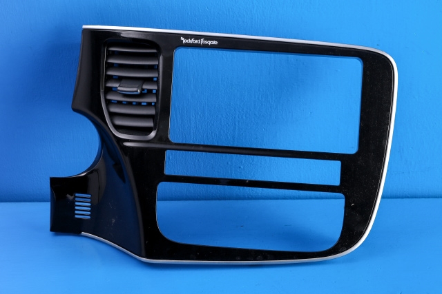 Dashbord friskluftdyse midtkonsoll til Mitsubishi Outlander, 2012-2015 (Type III, Fase 1)  