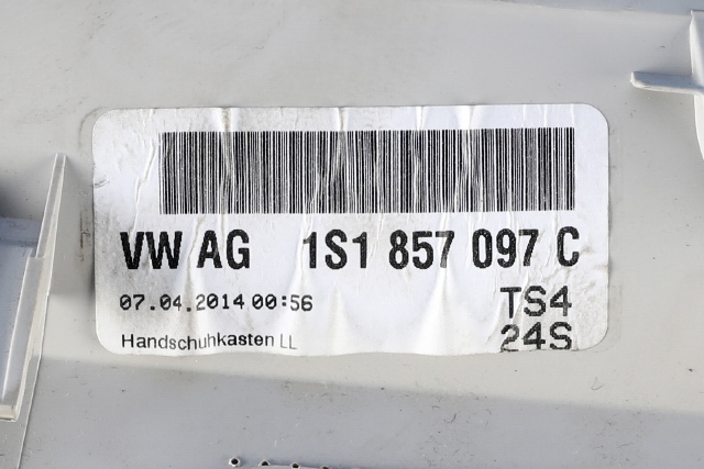 Hanskerom til VW E-Up 2013-2019 (VAG|1S1 857 097 C|)