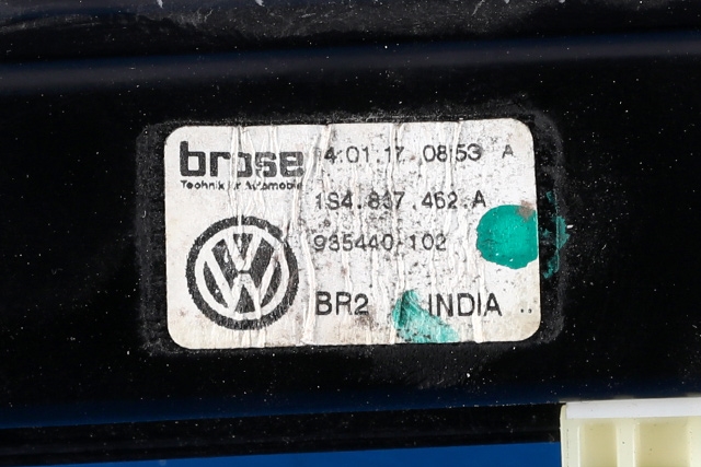 Ruteheis høyre foran til VW E-Up 2013-2019  (VAG|6RU 959 801|)