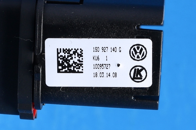 Bryter nødblink til VW E-Up 2013-2019  (VAG|1S0 927 140 G|)