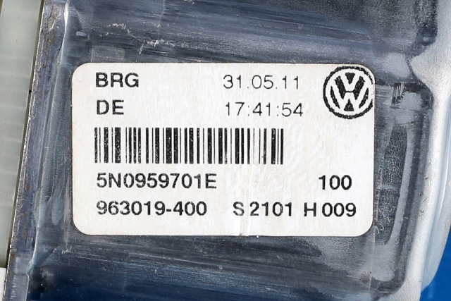 Ruteheis, kun motor, venstre foran til VW Tiguan 2011-2016 (Type I, Fase 2)  (VAG|5N0 959 701 E|)