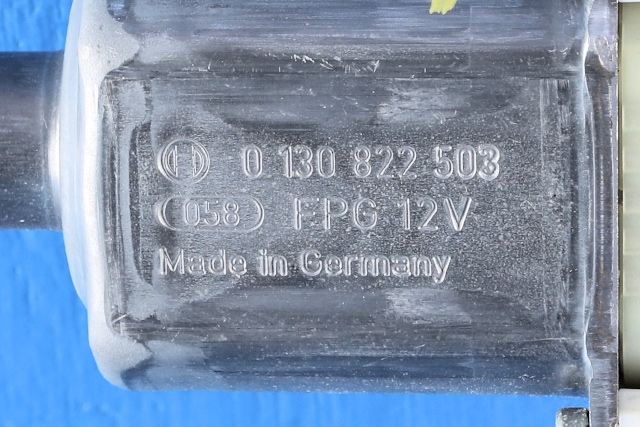 Ruteheis, kun motor, venstre foran til Mercedes E-Klasse 2009-2013 (Fase 1) (W212) (W212) (BOSCH|0 130 822 503|A 204 820 01 42|)