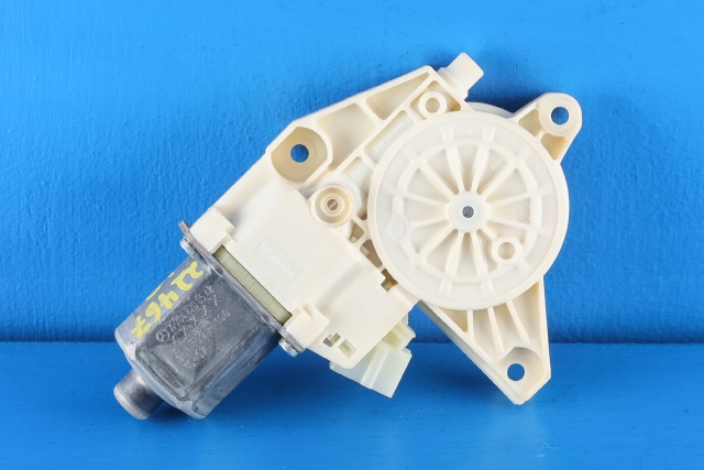 Ruteheis, kun motor, venstre bak til Mercedes E-Klasse, 2009-2013 (Fase 1) (W212) (W212) (BOSCH|0 130 822 505)
