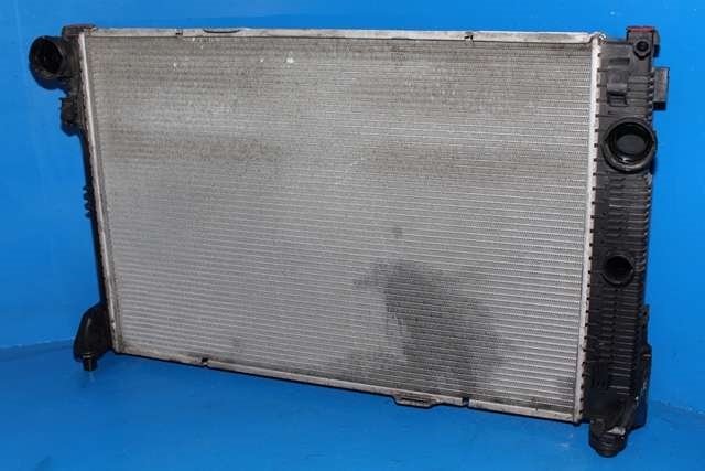 Radiator (manuell gir) til Mercedes C-Klasse, 2011-2014 (Fase 2) (W204) (W204) (MERCEDES|A 204 500 37 03)