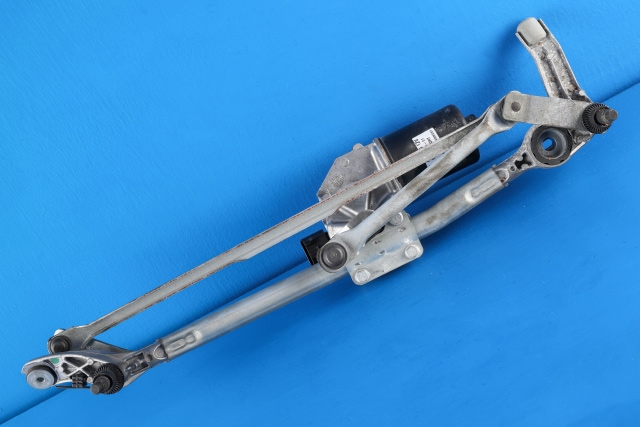 Viskermotor frontrute komplett m/overføring til BMW 3-Serie 2005-2011 (E90/E91/E92/E93) (E90/E91/E92/E93) (BMW|6 978 263|)