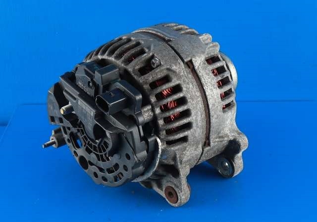 Dynamo til Audi A1 2010-2014 (Type I, Fase 1)  (BOSCH|0 124 525 200|03C 903 025 F. 14 VOLT - 140 AMP|)