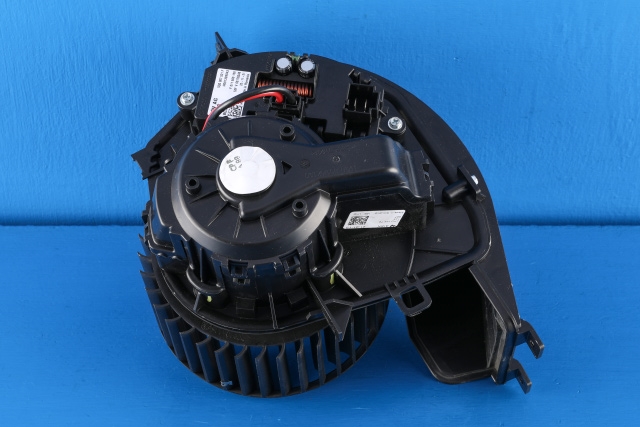 Varmeapparat motor til VW Transporter / Caravelle 2019-->> (T6.1) (T6.1)