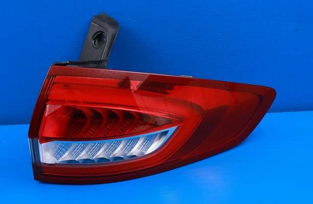 Baklykt høyre ytre til Ford Mondeo 2019-->> (Type V, Fase 2) (FORD|JS7B-13404-CD|)