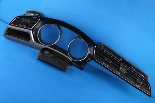 Dashbord diverse til VW Touran, 2015-2021 (Type II)  