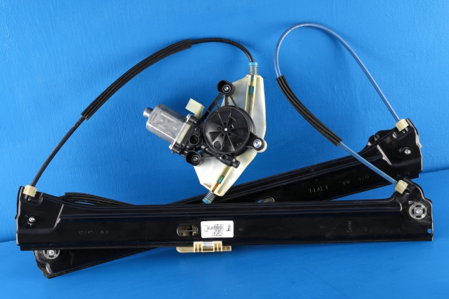 Ruteheis venstre foran til VW Touran, 2015-2021 (Type II)  (BOSCH|0 130 822 076)