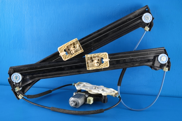 Ruteheis venstre foran til VW Touran 2015-2021 (Type II) (BOSCH|0 130 822 076|5Q0 959 802 C|)