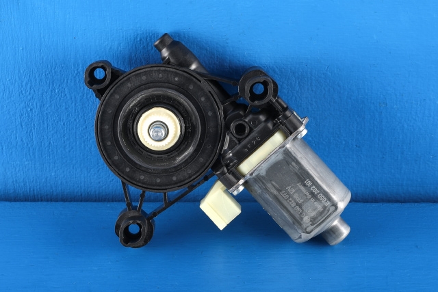 Ruteheis, kun motor, høyre foran til VW Touran 2015-2021 (Type II)  (BOSCH|0 130 822 077|5Q0 959 801 C|)