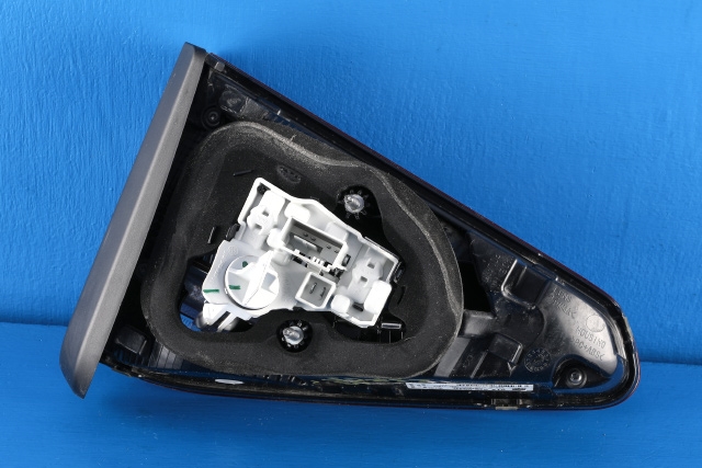 Baklykt høyre indre til VW Touran 2015-2021 (Type II)  (VAG|5TA 945 094 D|)