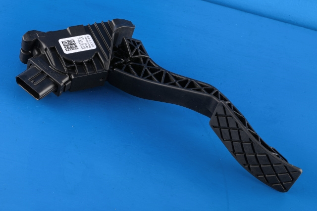 Pedal gass til VW Touran, 2015-2021 (Type II)  (HELLA|6PV 010 621-13)