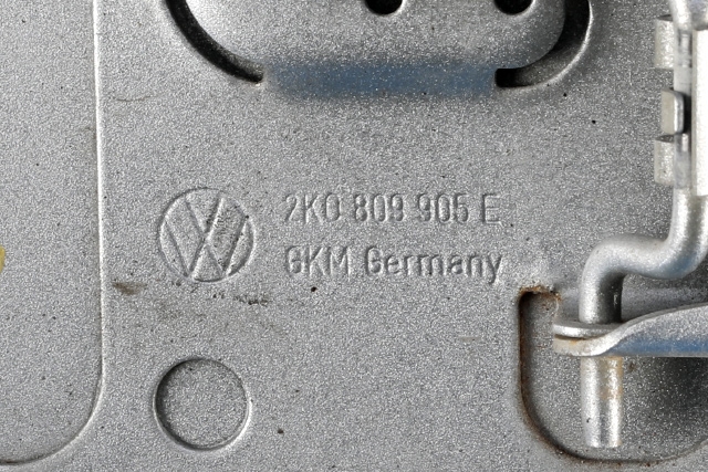 Tanklokk til VW Caddy 2015-2020 (Type III, Fase 3) (VAG|1K0 010 497 C|)