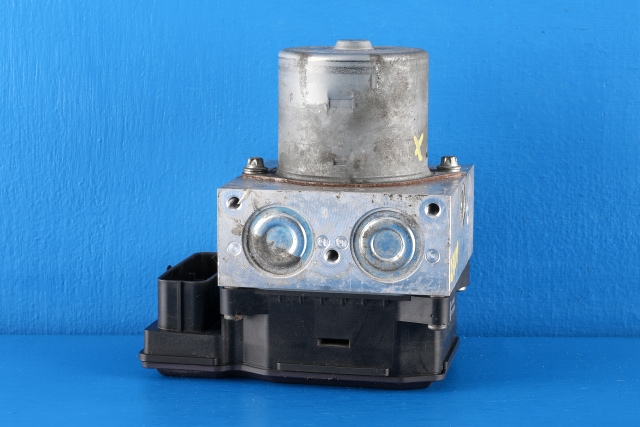 ABS sentral til VW Passat 2011-2015 (B7) (B7) (VAG|3AA 614 109 AQ|)