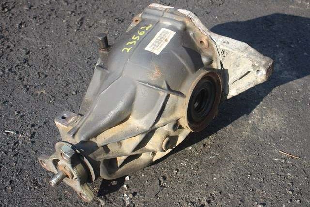 Kardang klokke bak til Mercedes C-Klasse, 2011-2014 (Fase 2) (W204) (W204) (MERCEDES|204 350 05 16)