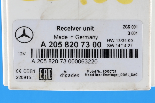 Styreenhet diverse til Mercedes Vito 2014-->> (W447) (W447) (MERCEDES|A 205 820 73 00|)