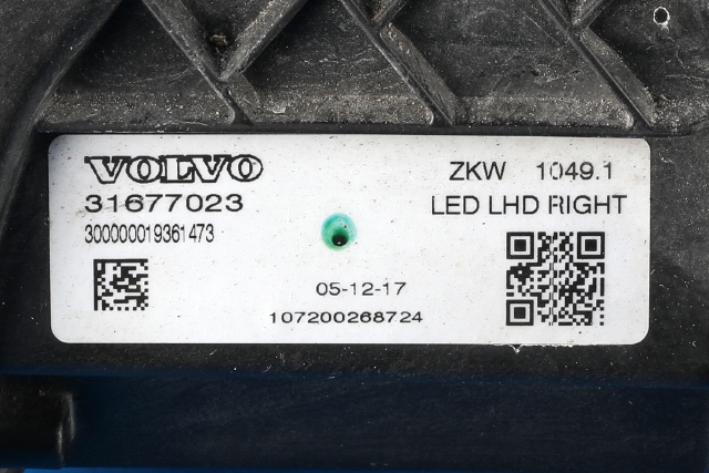 Frontlykt høyre full-LED til Volvo V40 2012-2019  (VOLVO|31677023|)